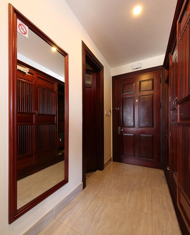 Prince Hotel Хойан Экстерьер фото